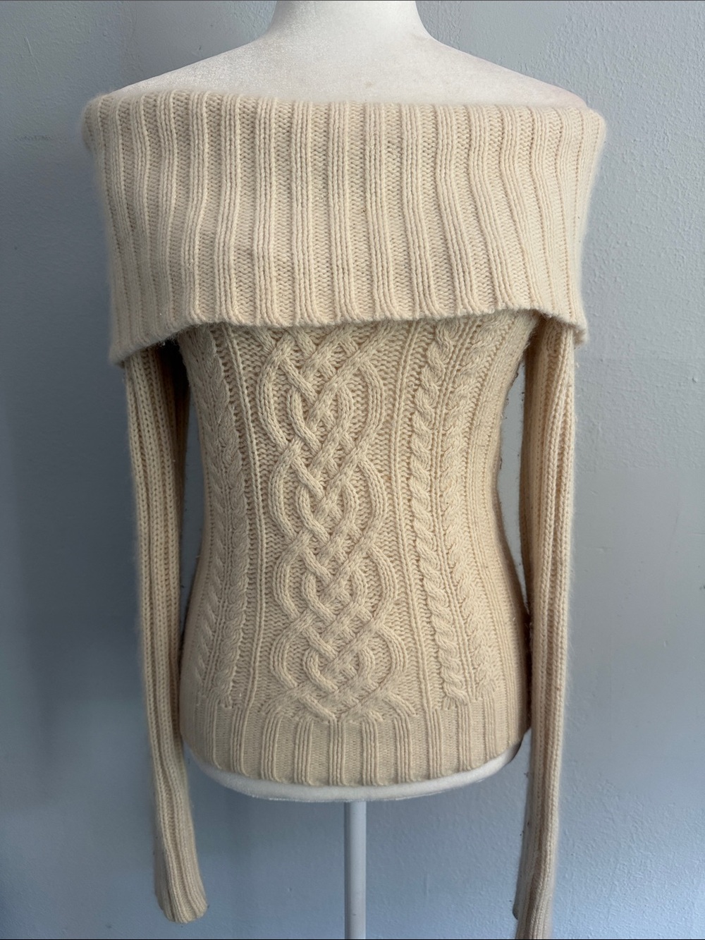 Y2K Vintage Abercrombie & Fitch Off-Shoulder Cable Knit Sweater Size M